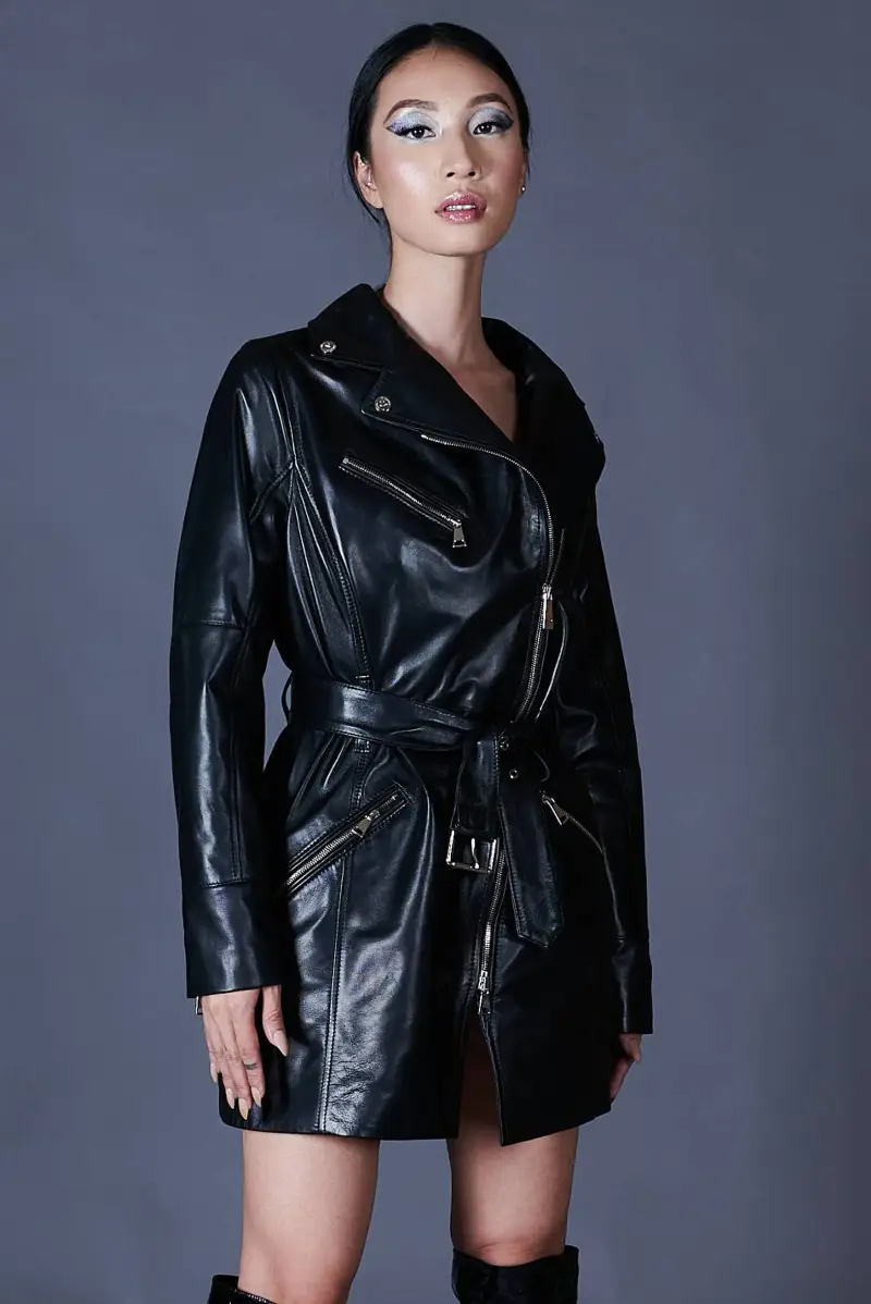 D Arienzo Chiodo vestito in pelle nera con cintura e passanti, Seleziona Nero