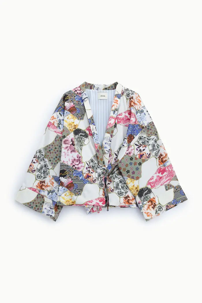 Cappotto corto fantasia patchwork con cintura