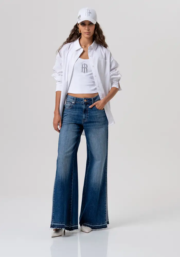 Fracomina Jeans flare in denim con lavaggio medio