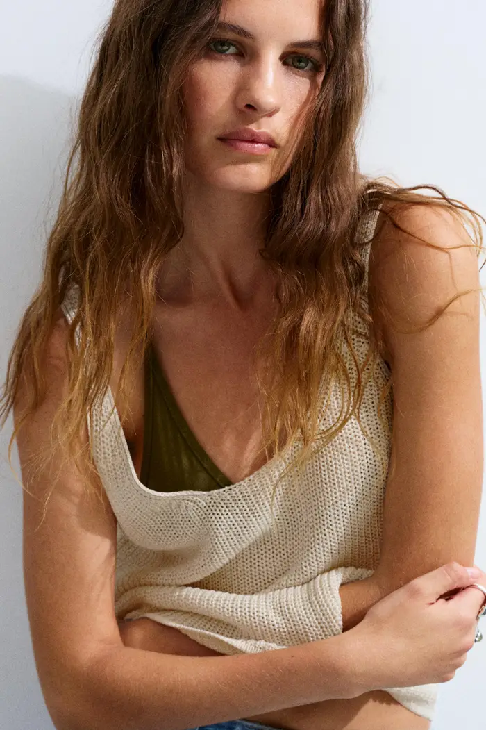 Pull&Bear Top A Bretelle In Maglia Perlata Beige