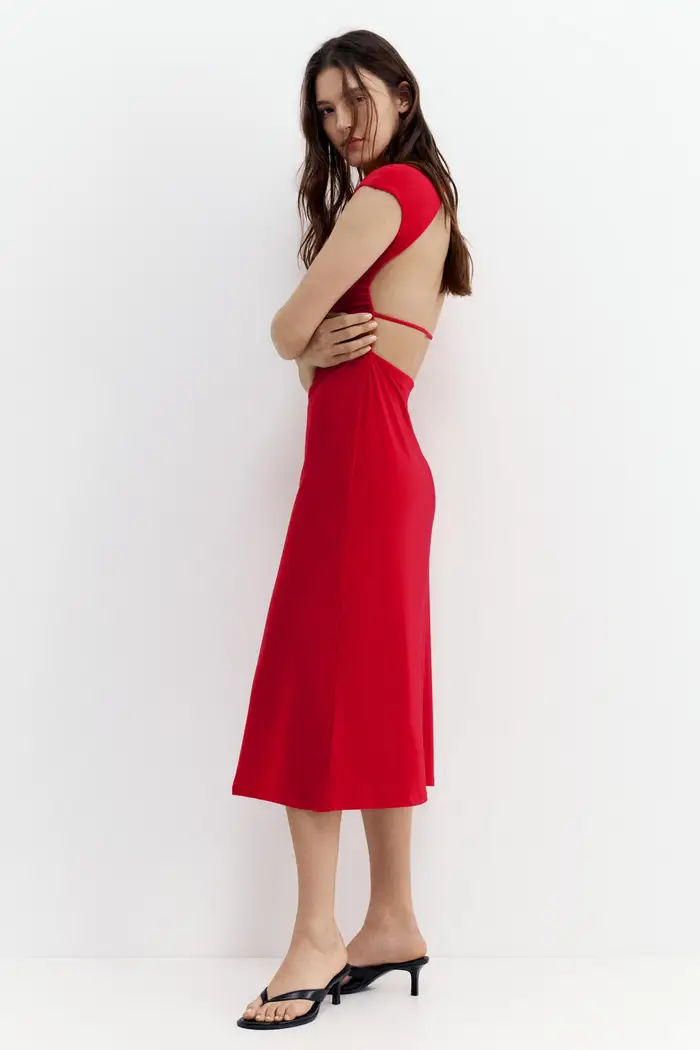 Pull&Bear Vestito Midi Schiena Scoperta Fragola