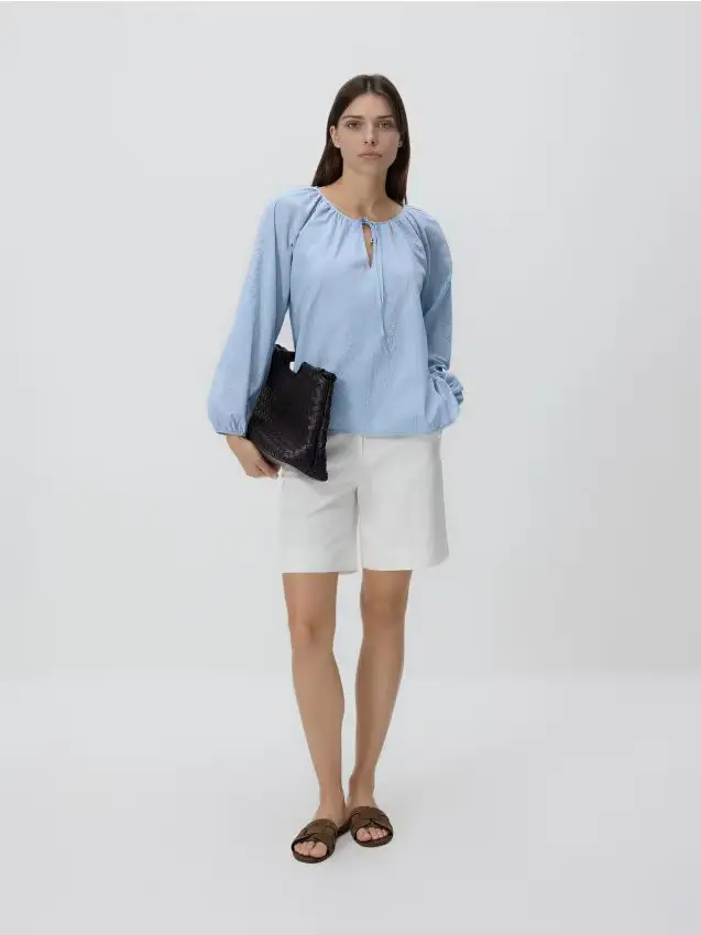 Blusa con ricamo - azzurro