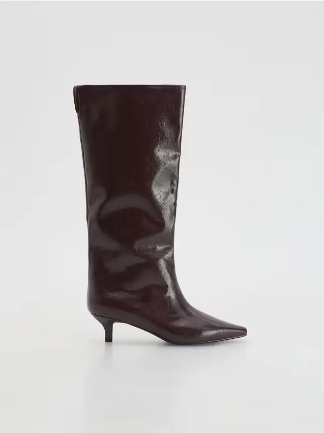 Reserved Stivaletti con tacco 4437084