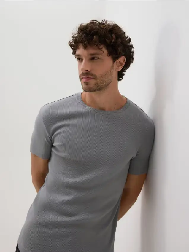 T-shirt basic in cotone - grigio chiaro