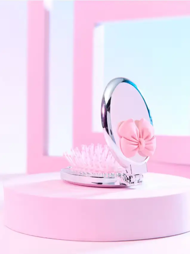 Sinsay Spazzola per capelli pieghevole con specchietto - argento